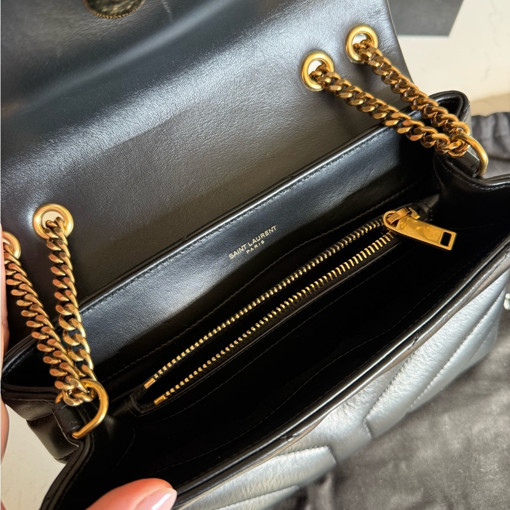 Saint Laurent LouLou Medium Shoulder Bag - Picture 7 of 10